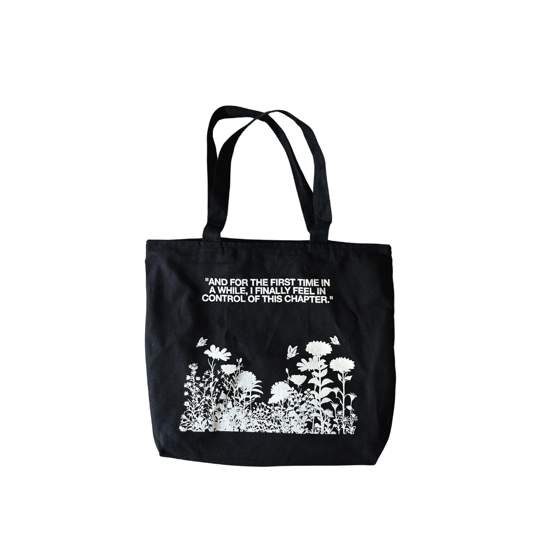 "THIS CHAPTER" tote in black