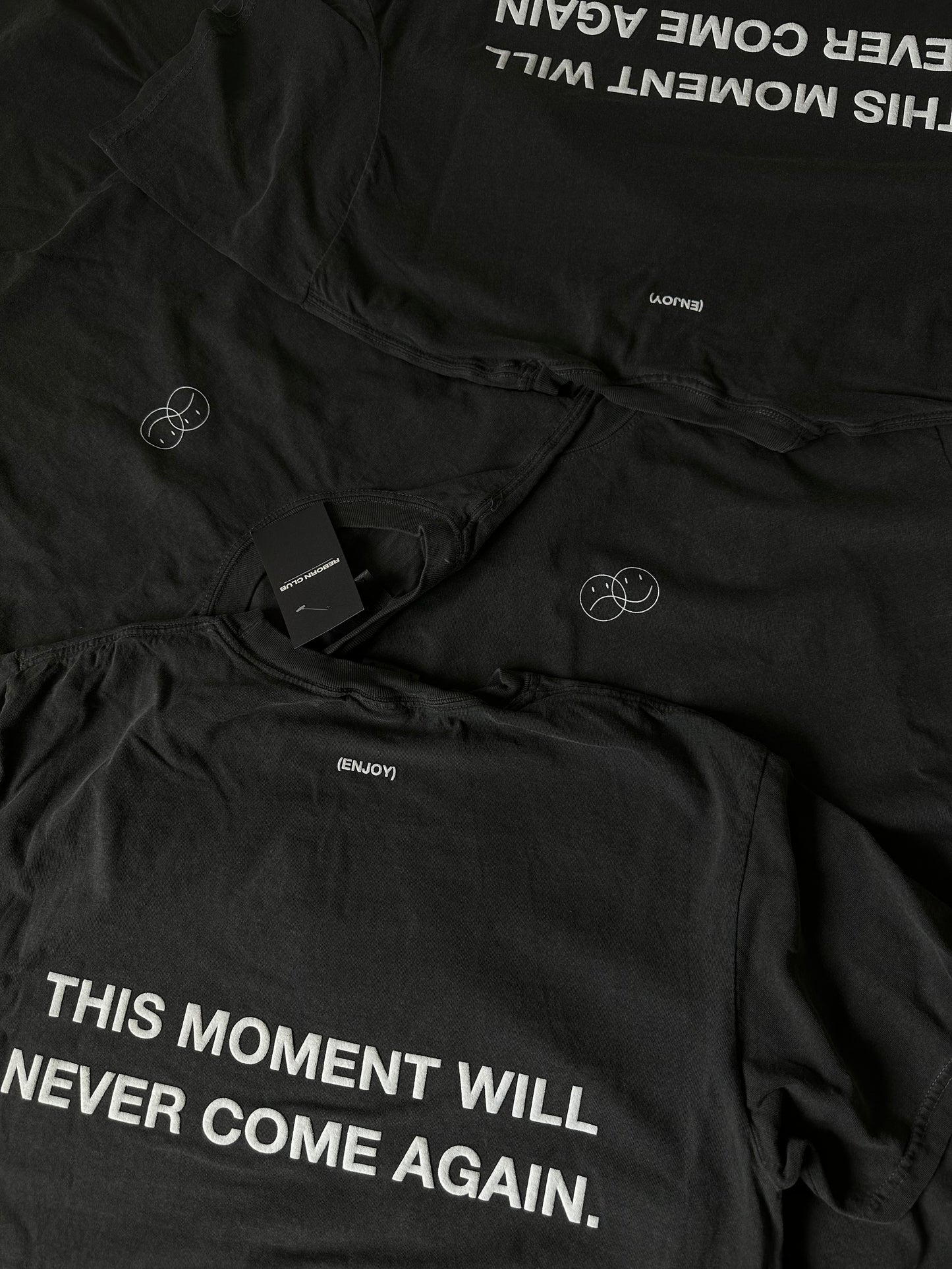 THIS MOMENT' acid gray tee