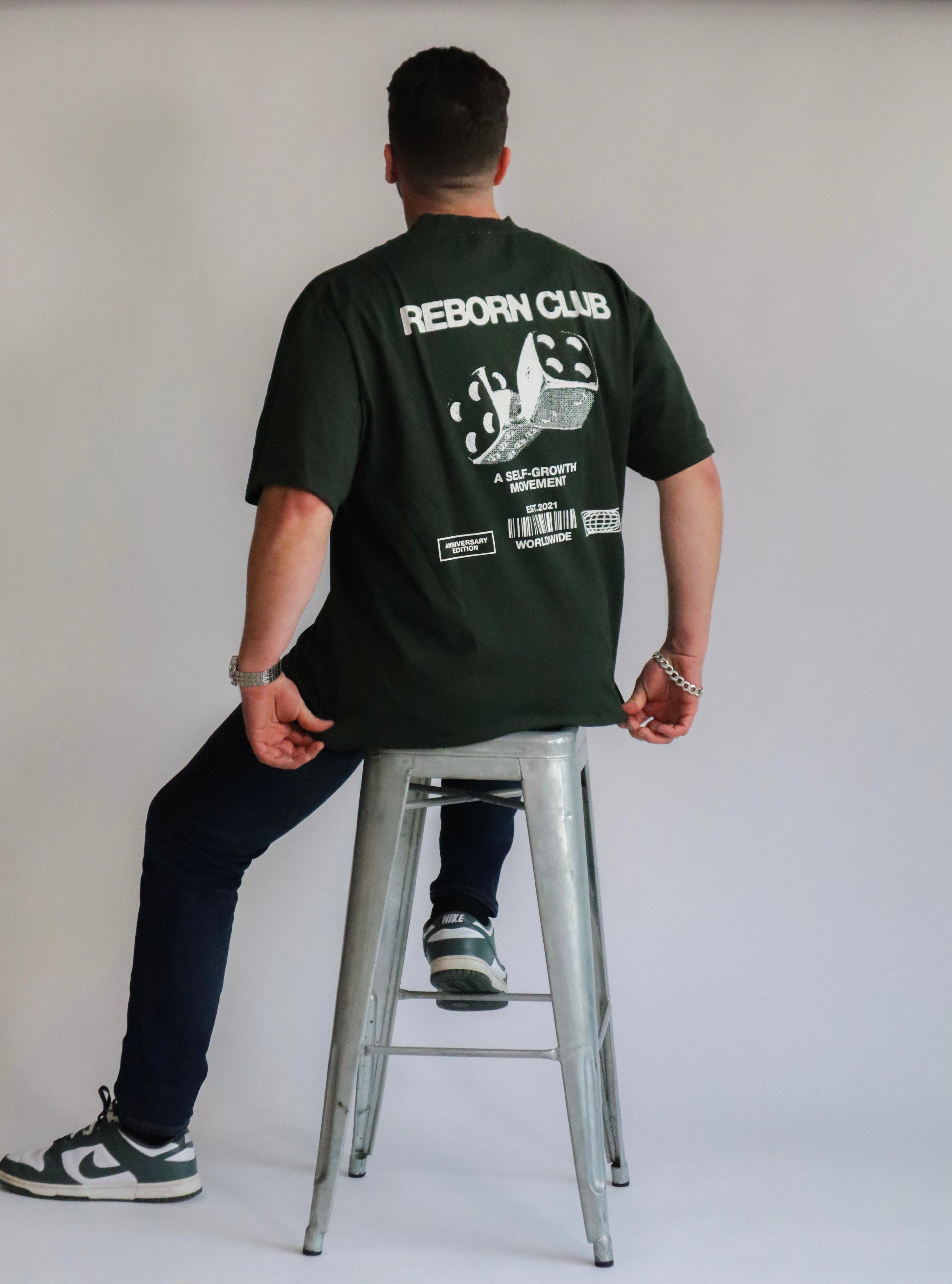 'TAKE A CHANCE' TEE IN MOSS