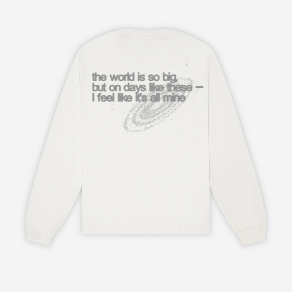 'THE WORLD IS MINE' CLOUDY WHITE LONG SLEEVE