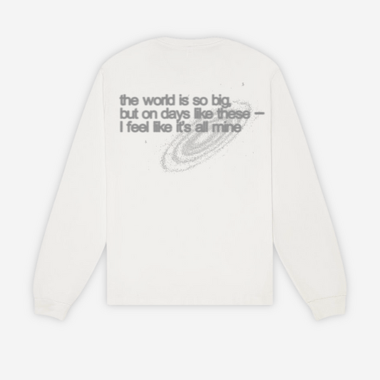 "THE WORLD IS MINE" Cloudy White Long Sleeve