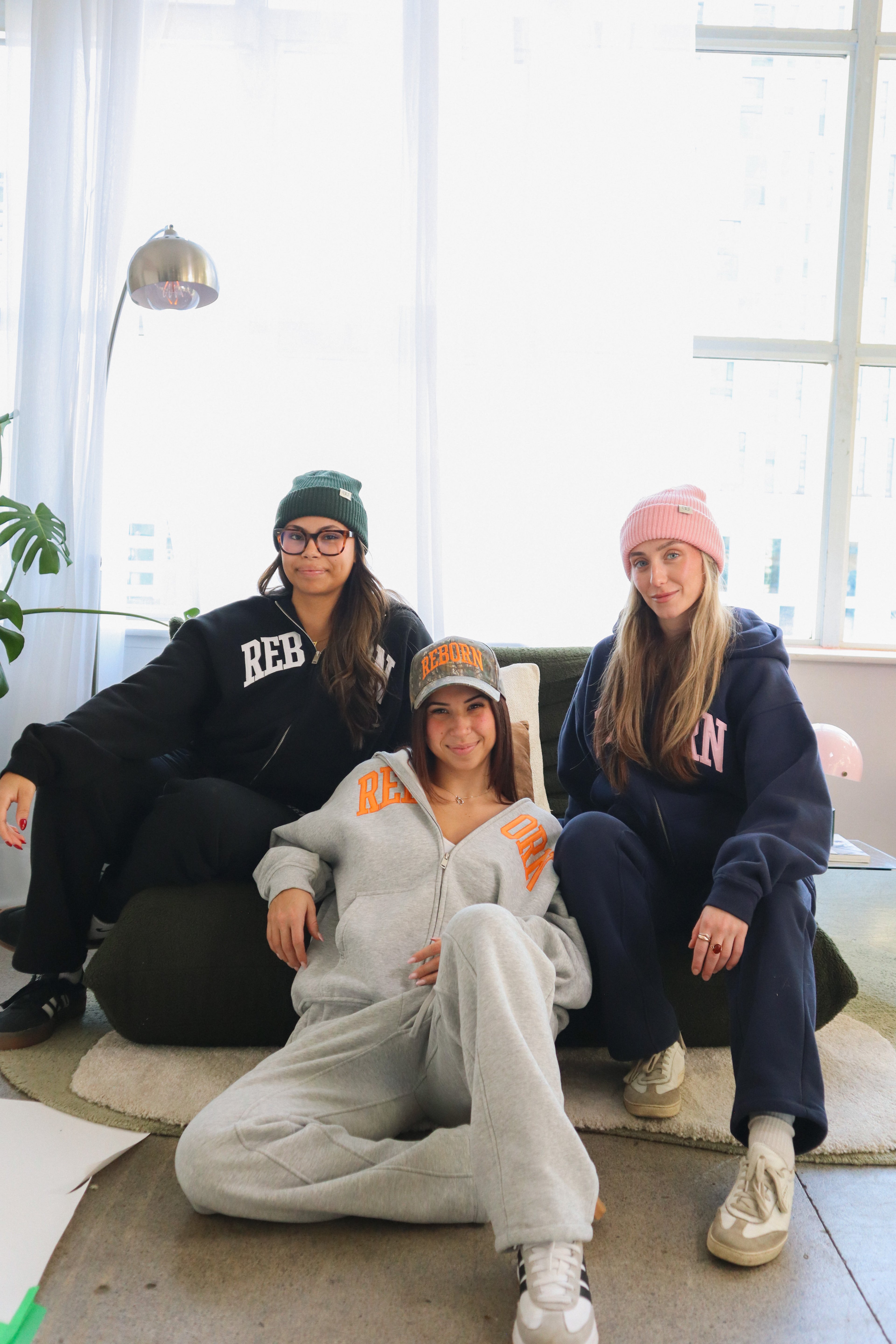 BABY PINK KNIT BEANIE