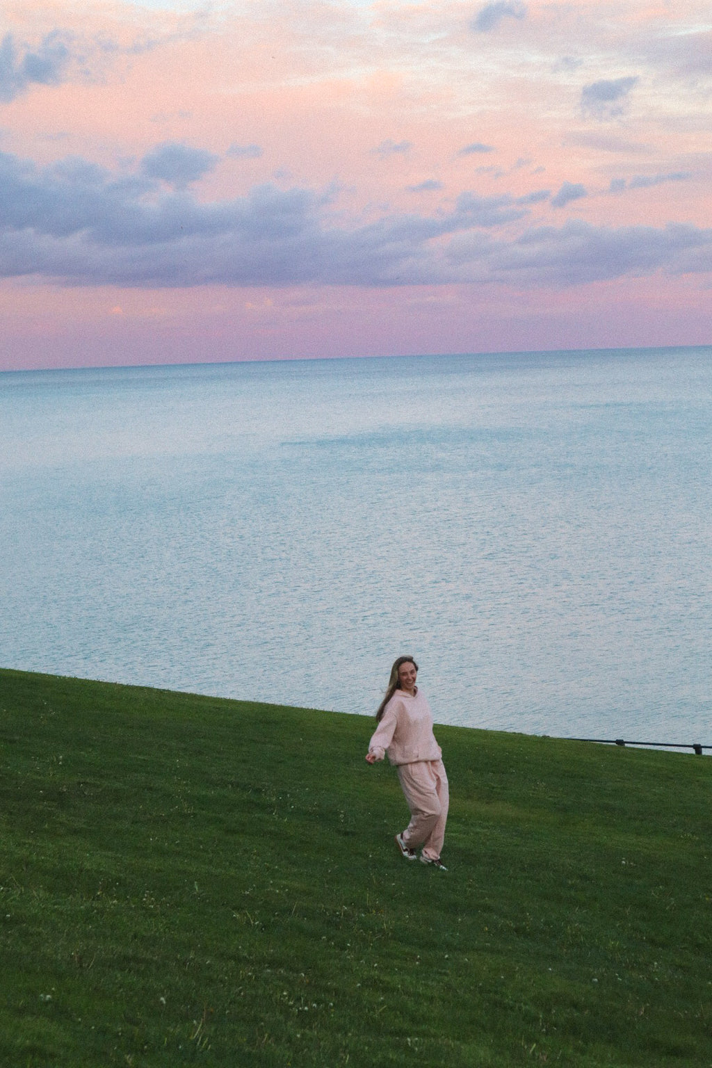 'THE AWAKENING' SWEATS IN BLUSHED PINK