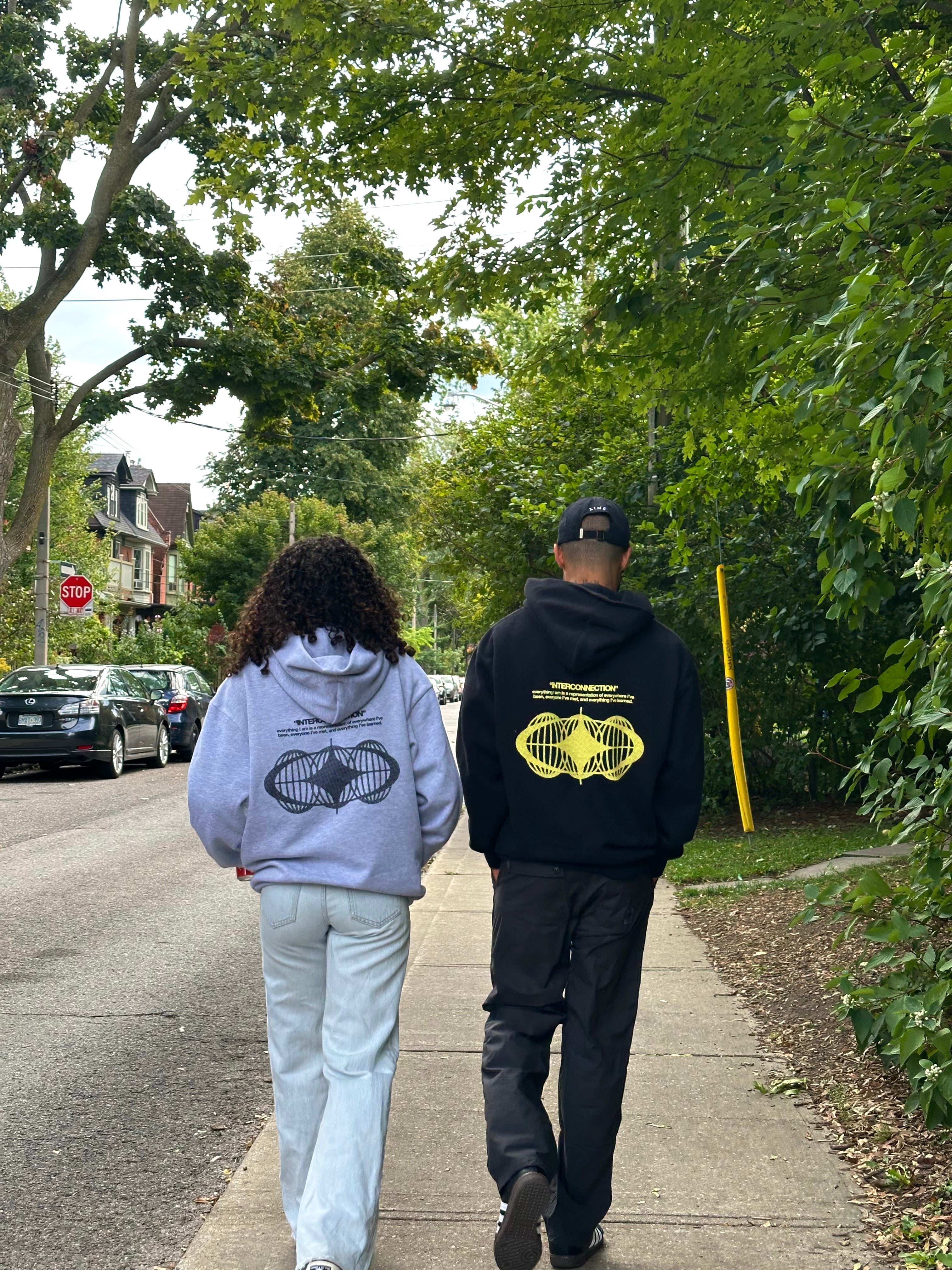 'INTERCONNECTION' HOODIE IN GREY