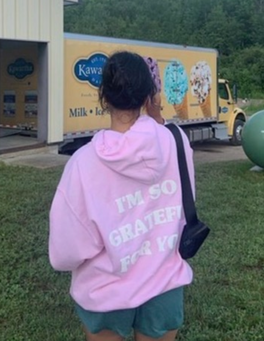 'GRATEFUL FOR YOU' HOODIE IN BABY PINK