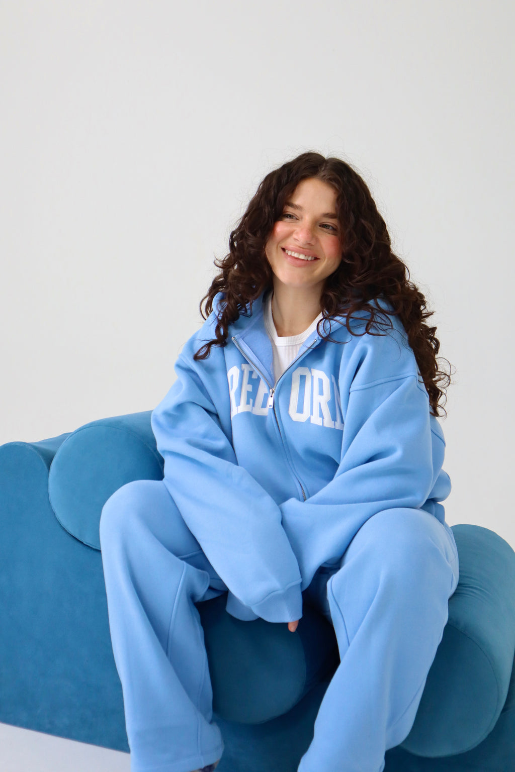 VARSITY ZIP HOODIE IN SKY