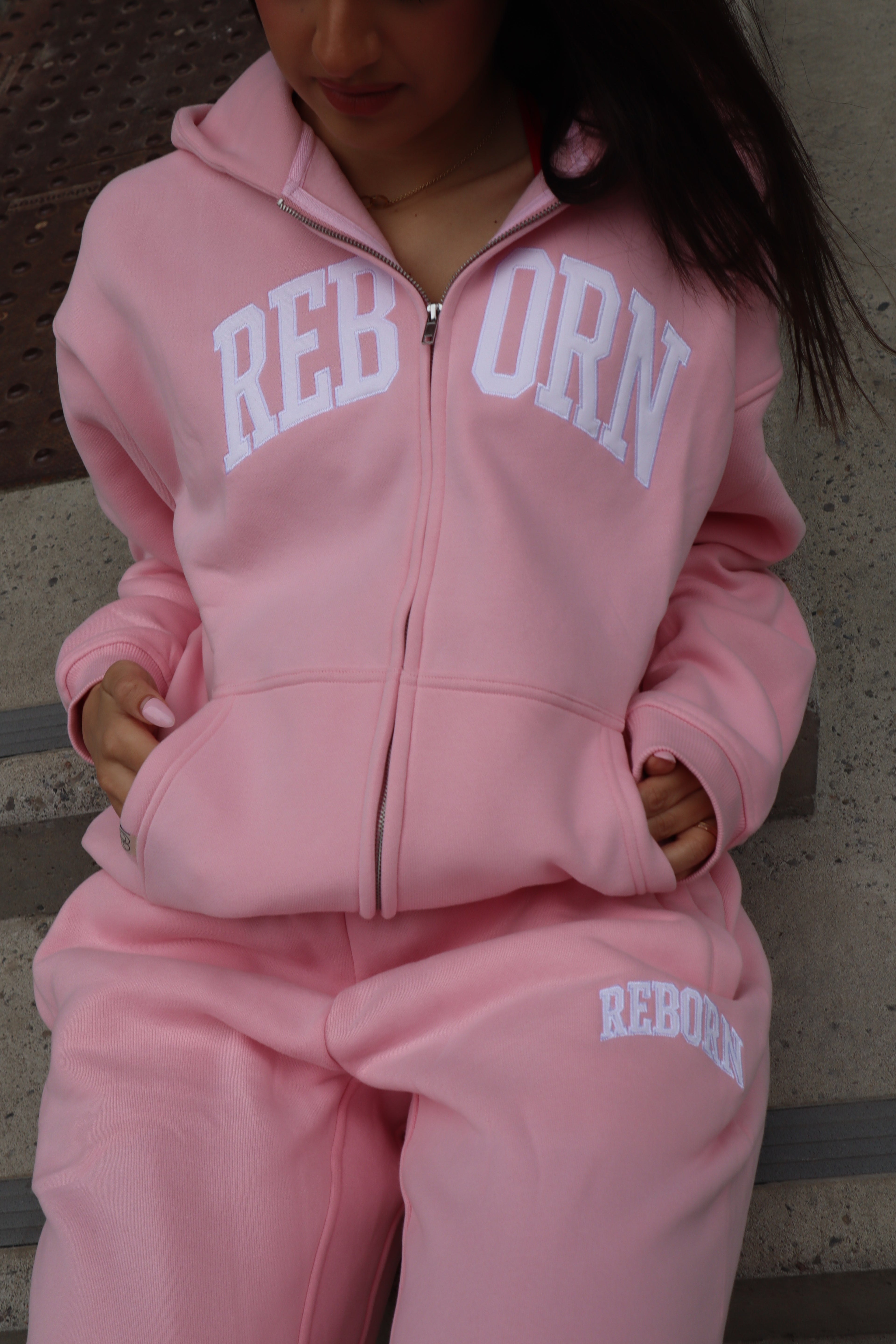 VARSITY SWEATS IN COTTON CANDY