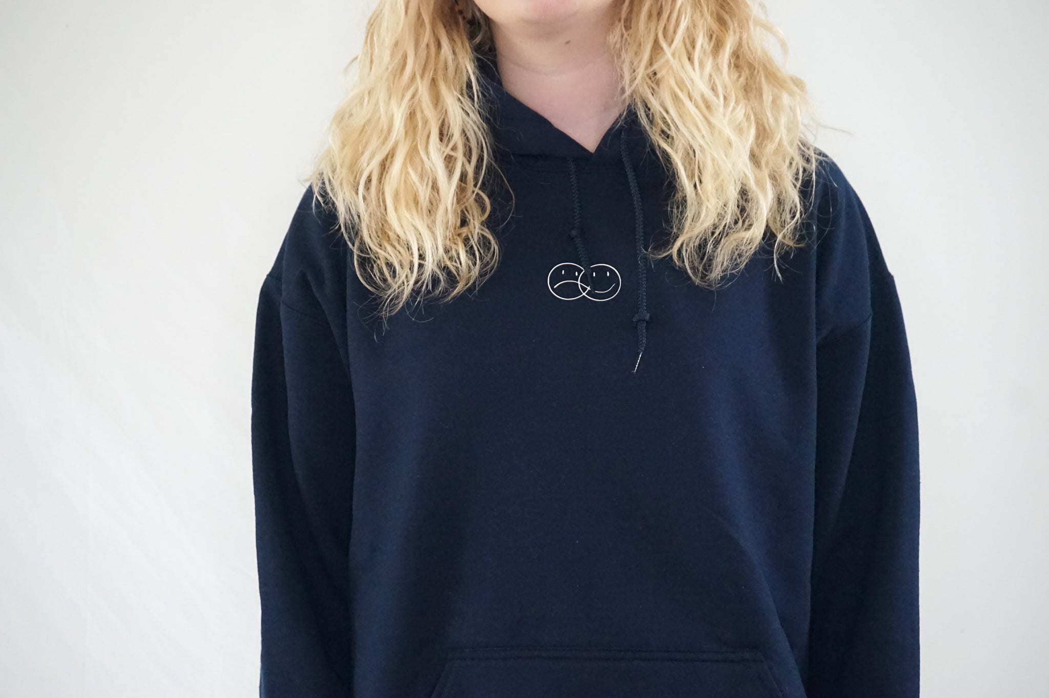 'GRATEFUL FOR YOU' HOODIE IN NAVY BLUE